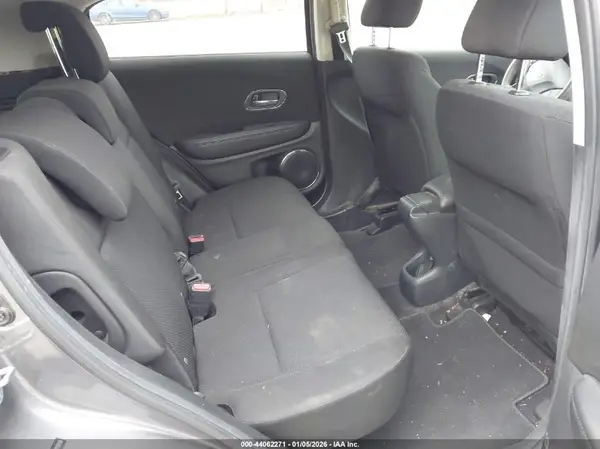 3CZRU5H5XGM719136 2016 HONDA HR-V - Image 8