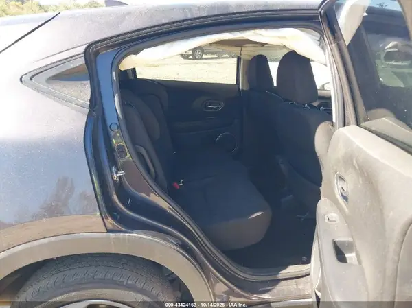 3CZRU5H5XGM725535 2016 HONDA HR-V - Image 8