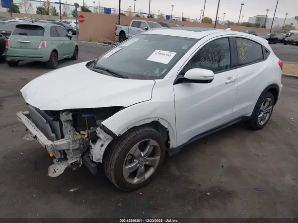 3CZRU5H5XGM747468 2016 HONDA HR-V - Image 2