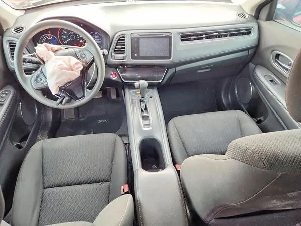 3CZRU5H5XGM752461 2016 HONDA HR-V - Image 8