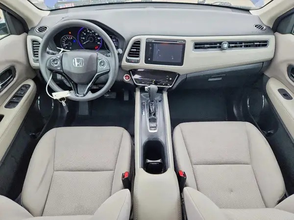 3CZRU5H5XHG704040 2017 HONDA HR-V - Image 8