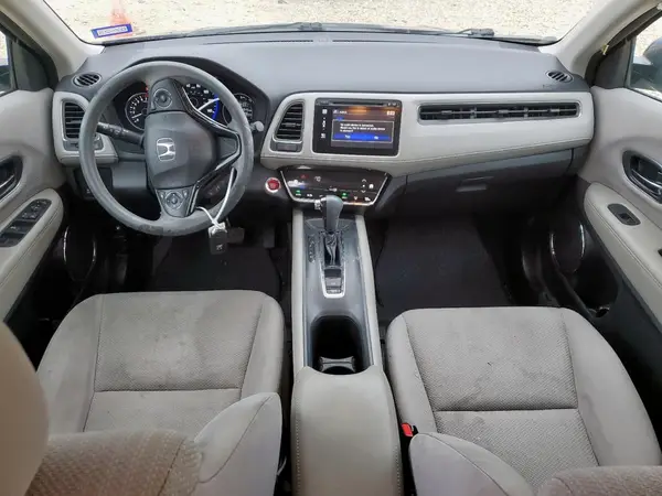 3CZRU5H5XHG706855 2017 HONDA HR-V - Image 8