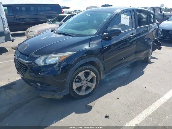3CZRU5H5XHG707486 2017 HONDA HR-V - Image 2