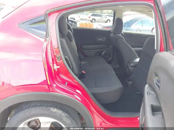 3CZRU5H5XHM701205 2017 HONDA HR-V - Image 8