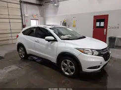 3CZRU5H5XHM701687 2017 HONDA HR-V