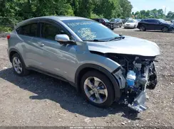 3CZRU5H5XHM701964 2017 HONDA HR-V