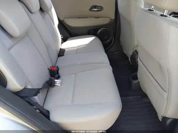 3CZRU5H5XHM701964 2017 HONDA HR-V - Image 8
