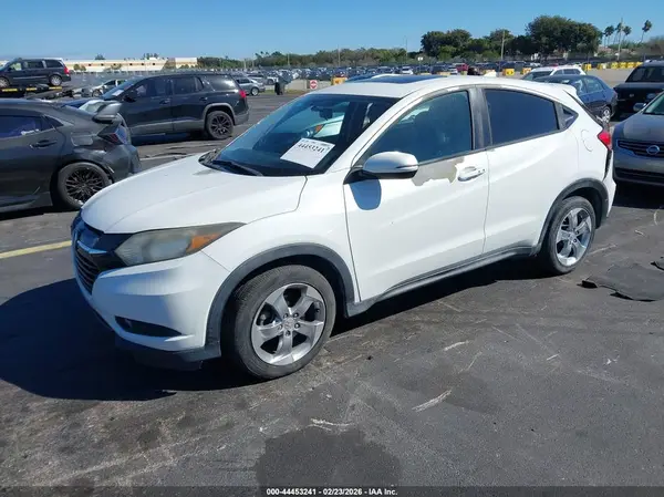 3CZRU5H5XHM714312 2017 HONDA HR-V - Image 2