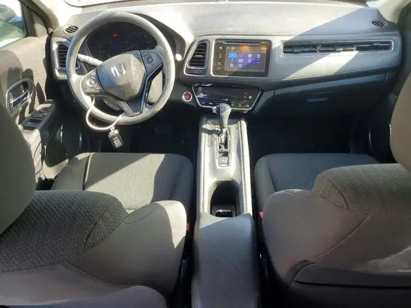 3CZRU5H5XHM718750 2017 HONDA HR-V - Image 8