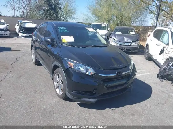 3CZRU5H5XHM722720 2017 HONDA HR-V - Image 1
