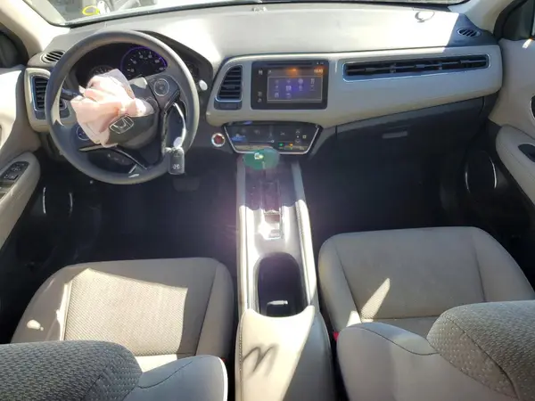 3CZRU5H5XJM702621 2018 HONDA HR-V - Image 8