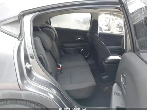 3CZRU5H5XJM707463 2018 HONDA HR-V - Image 8
