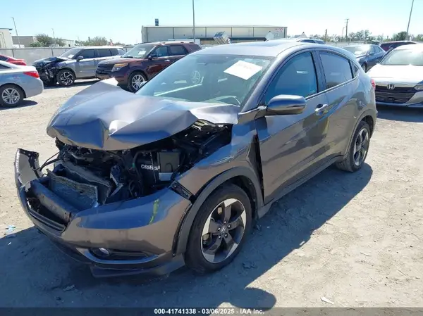 3CZRU5H5XJM721850 2018 HONDA HR-V - Image 2