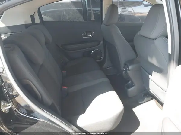 3CZRU5H5XMM707564 2021 HONDA HR-V - Image 8
