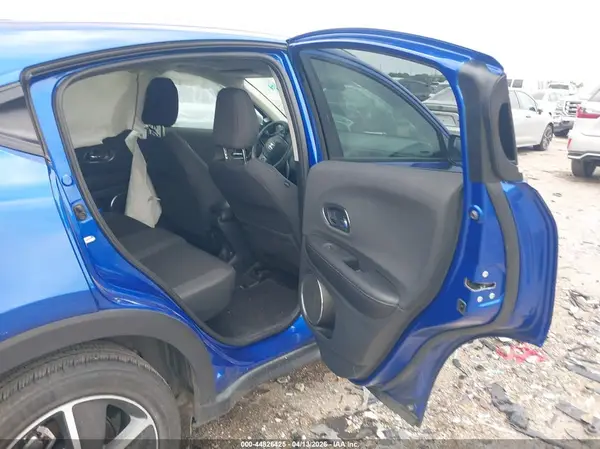 3CZRU5H5XMM733971 2021 HONDA HR-V - Image 8