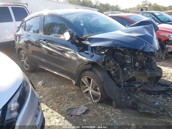 3CZRU5H5XNM708621 2022 HONDA HR-V - Image 1