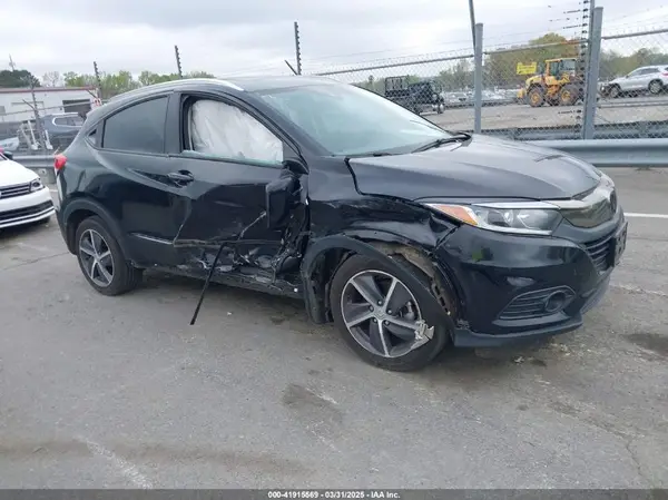 3CZRU5H5XNM722812 2022 HONDA HR-V - Image 1