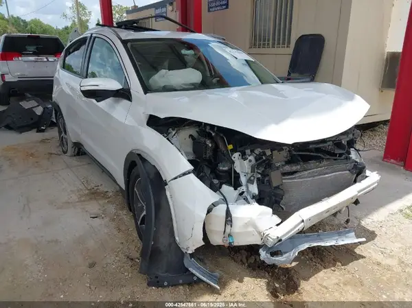 3CZRU5H5XNM728111 2022 HONDA HR-V - Image 1