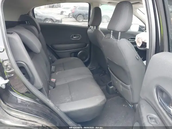 3CZRU5H5XNM739304 2022 HONDA HR-V - Image 8