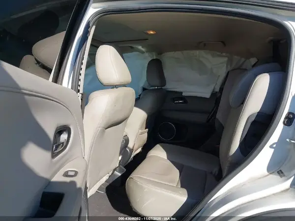 3CZRU5H70GM747142 2016 HONDA HR-V - Image 8