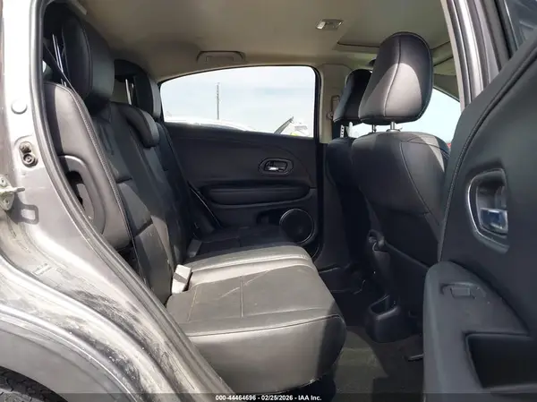 3CZRU5H70HM700243 2017 HONDA HR-V - Image 8