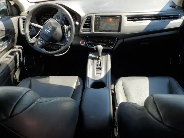 3CZRU5H70HM702638 2017 HONDA HR-V - Image 8