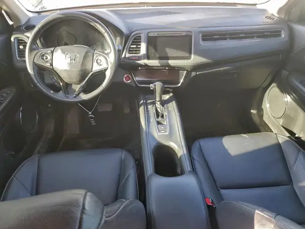 3CZRU5H70HM702669 2017 HONDA HR-V - Image 8