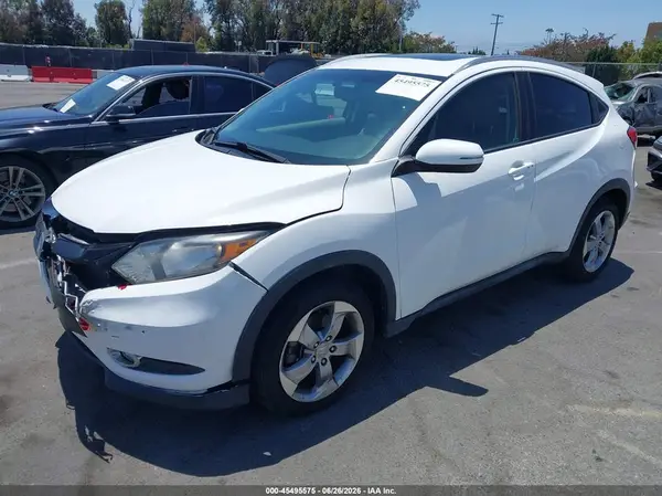 3CZRU5H70HM710030 2017 HONDA HR-V - Image 2