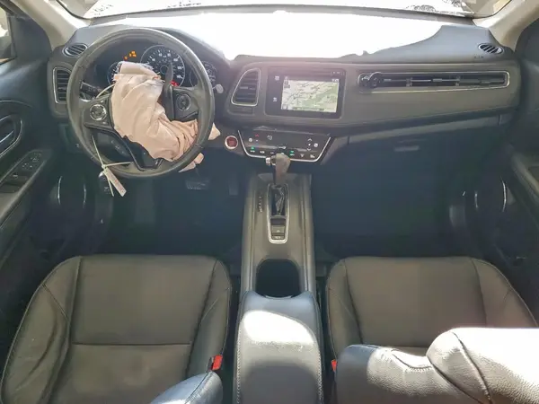 3CZRU5H70HM715065 2017 HONDA HR-V - Image 8