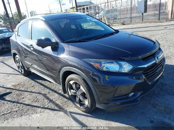 3CZRU5H70JM702032 2018 HONDA HR-V - Image 1