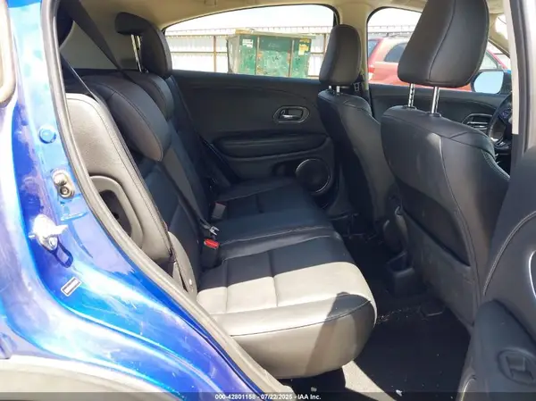 3CZRU5H70JM703407 2018 HONDA HR-V - Image 8