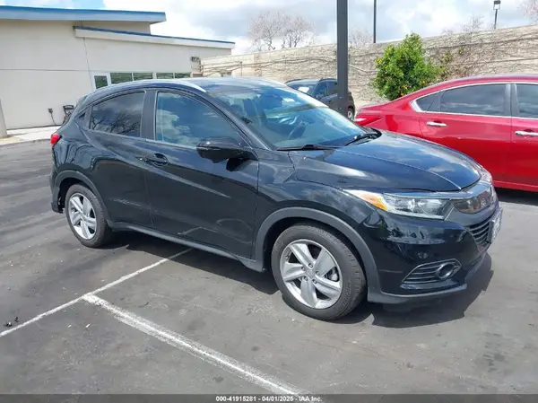 3CZRU5H70KM705272 2019 HONDA HR-V - Image 1