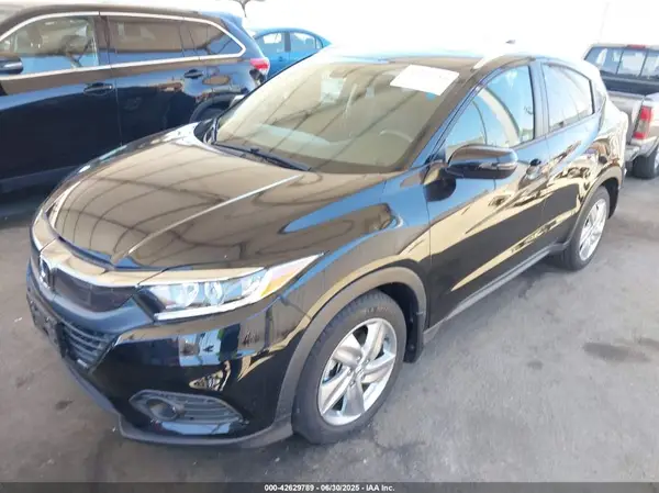 3CZRU5H70KM727675 2019 HONDA HR-V - Image 2
