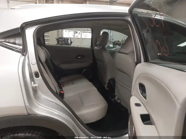 3CZRU5H70MM718560 2021 HONDA HR-V - Image 8