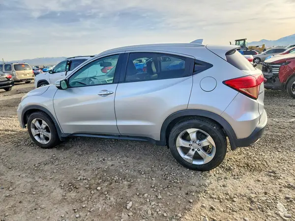 3CZRU5H71GM728485 2016 HONDA HR-V - Image 2