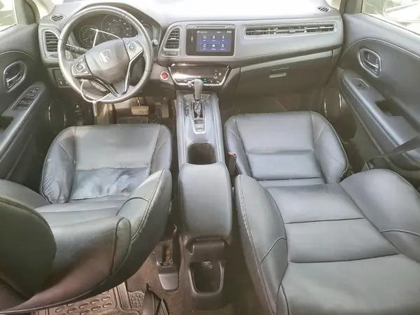 3CZRU5H71HM725524 2017 HONDA HR-V - Image 8