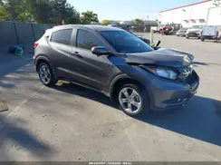 3CZRU5H71HM725975 2017 HONDA HR-V