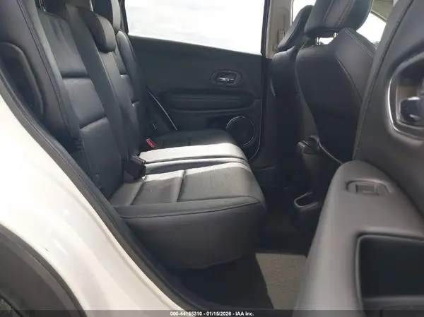 3CZRU5H71KM704292 2019 HONDA HR-V - Image 8
