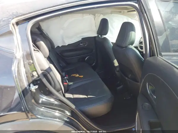 3CZRU5H71KM720993 2019 HONDA HR-V - Image 8