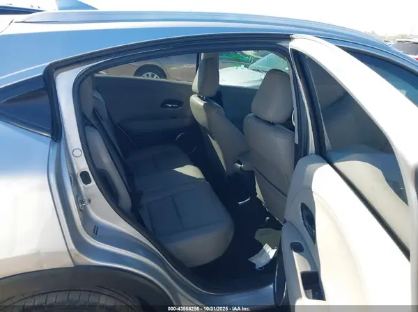 3CZRU5H72GM725403 2016 HONDA HR-V - Image 8
