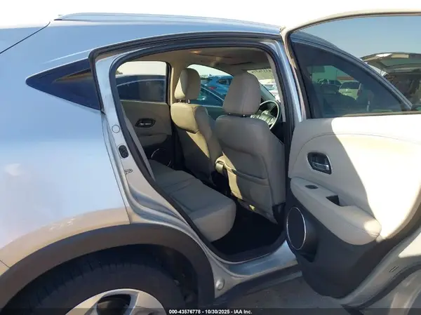 3CZRU5H72GM746378 2016 HONDA HR-V - Image 8