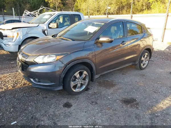 3CZRU5H72GM754240 2016 HONDA HR-V - Image 2