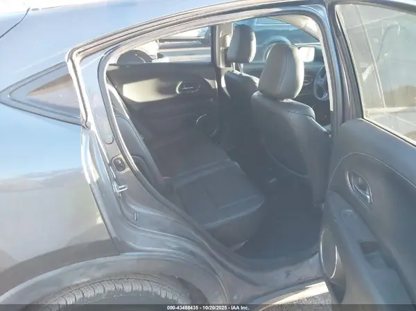 3CZRU5H72GM754240 2016 HONDA HR-V - Image 8