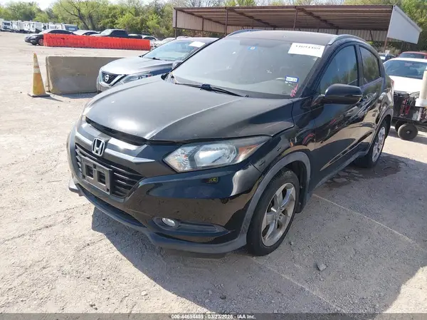 3CZRU5H72HM700874 2017 HONDA HR-V - Image 2