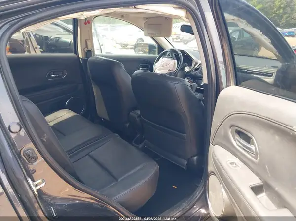 3CZRU5H72HM709848 2017 HONDA HR-V - Image 8