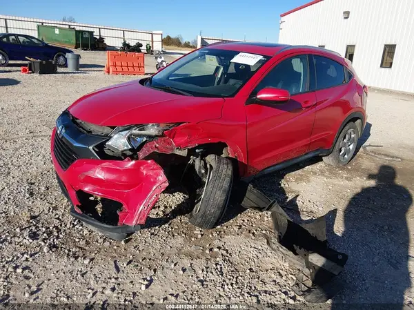 3CZRU5H72HM711292 2017 HONDA HR-V - Image 2