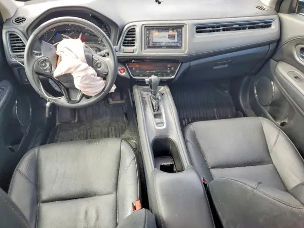 3CZRU5H72HM723054 2017 HONDA HR-V - Image 8