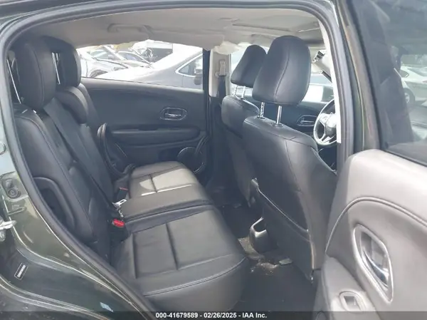 3CZRU5H72HM723829 2017 HONDA HR-V - Image 8
