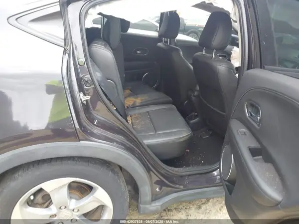 3CZRU5H72HM724947 2017 HONDA HR-V - Image 8