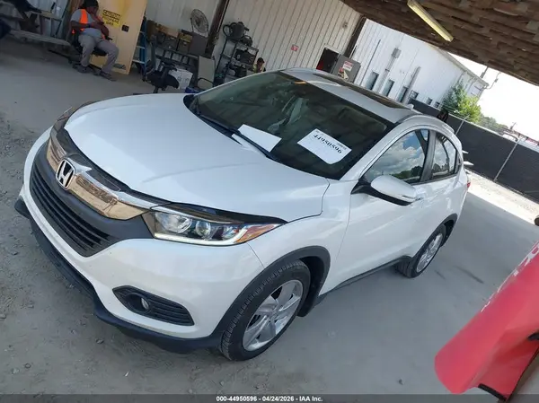 3CZRU5H72KM700672 2019 HONDA HR-V - Image 2